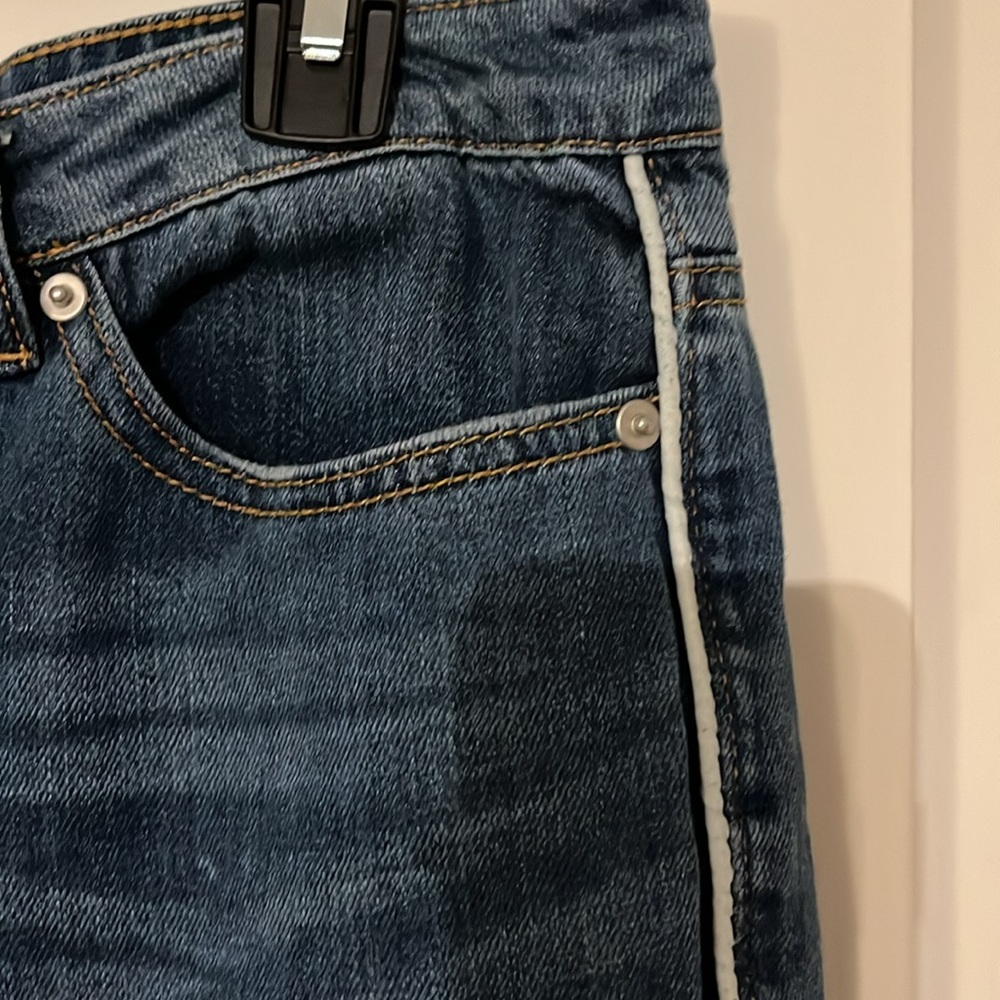 Jeans - Picture 3 of 4